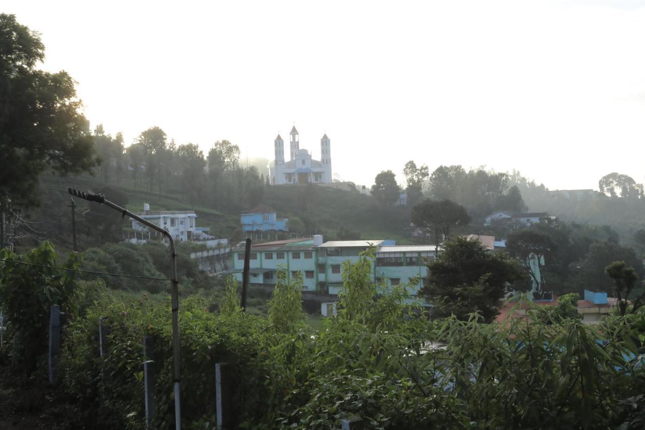 Nilgiris Inn By Lexstays Kotagiri, Ooty Exterior photo